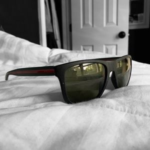 Gucci Unisex Wayfarer Sunglasses